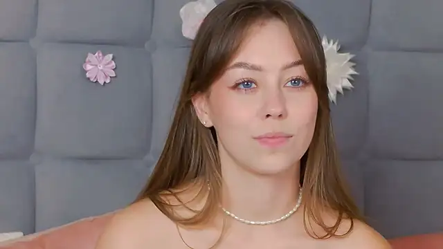 TheEmma webcam
