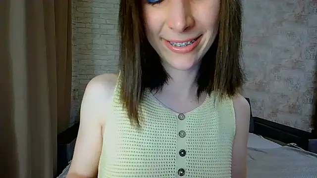 Watch Anika_bloom live on EroticFlix - High definition streams