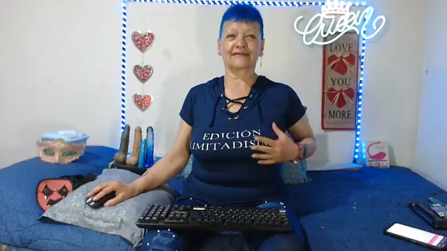 loquitaqueen011 webcam