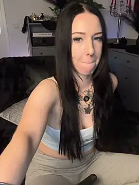 Watch Trixie-Tainted live on EroticFlix - High definition streams