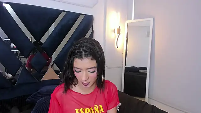 Watch Dannae_Lux live on EroticFlix - High definition streams