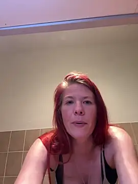 LisaLuxx webcam