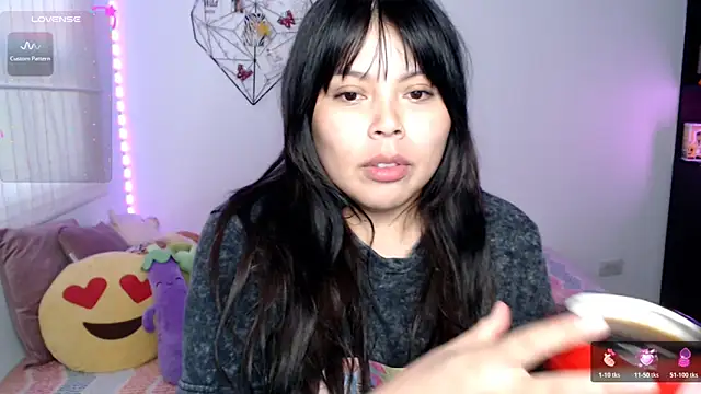 EllieMoonX webcam