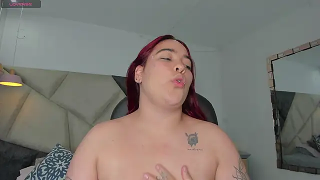 AfroditaVega_ webcam