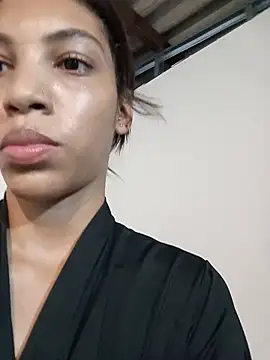 Watch ginevere_20 live on EroticFlix - High definition streams