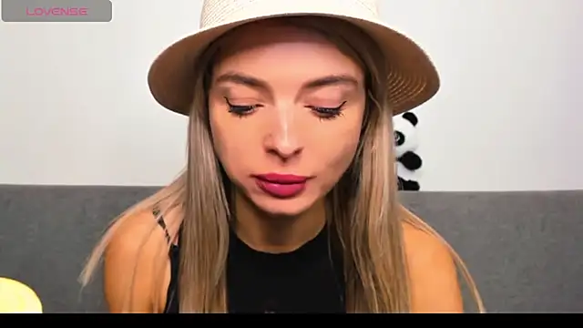 _ellen_meow_ webcam