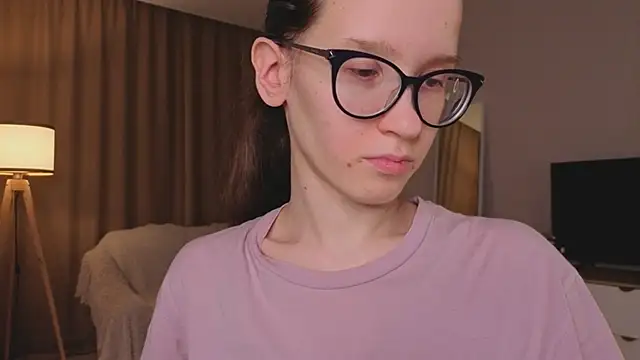 BettyBrowni webcam