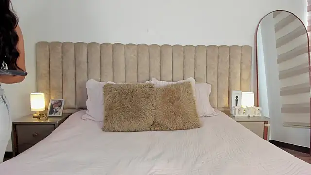 Sophie_Restrepo webcam