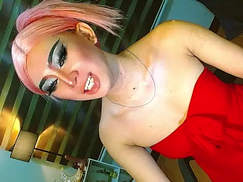 HOLLYWOOD_QUEEN_88 webcam