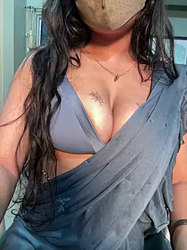 Watch Lisa_afreen live on EroticFlix - High definition streams