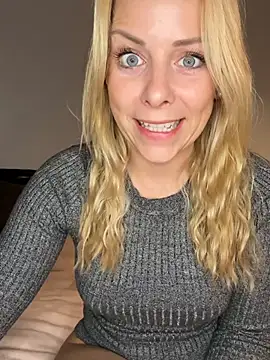 emily-becker22 webcam