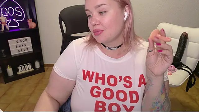 MargotGrey webcam