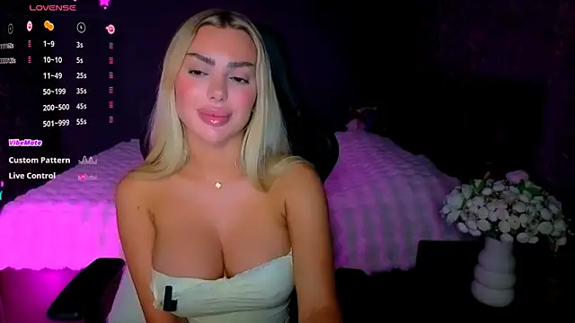 Ayla__Demir webcam