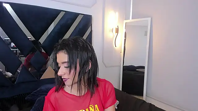 Dannae_Lux webcam
