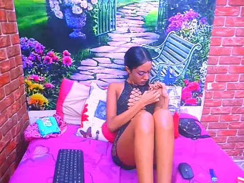 IndianPretty14u2Luv webcam
