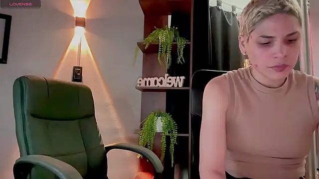 MarcellaGriffin webcam
