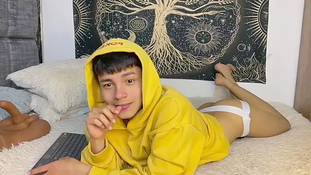 Bldavioro45 - Male webcam sex chat