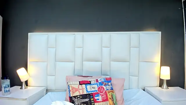 yeral2017 live cam on StripChat