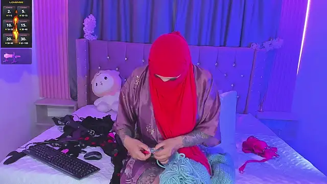 Nayla-Mouna webcam