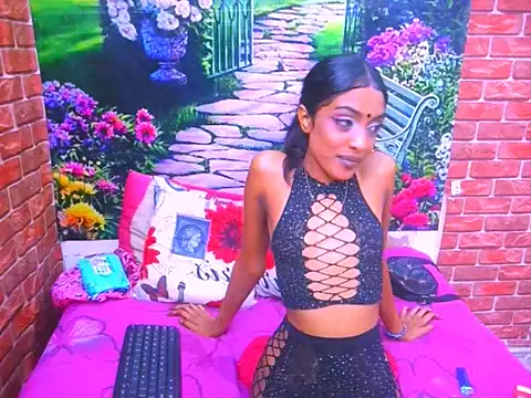 IndianPretty14u2Luv webcam