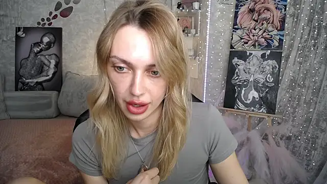 NickyAdamidi webcam