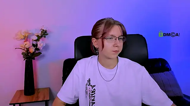 gloria_bubble webcam