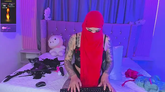 Nayla-Mouna webcam