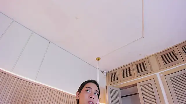 NahimiThompson live sex cam