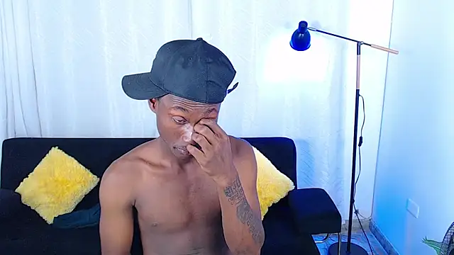 alexaandro18 webcam