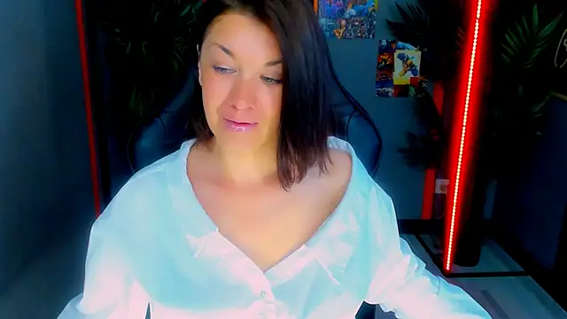 AnaMills live cam on StripChat