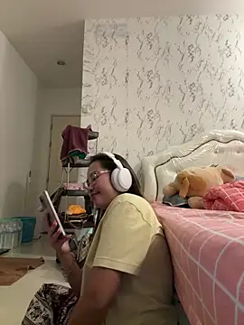 Ponthip webcam