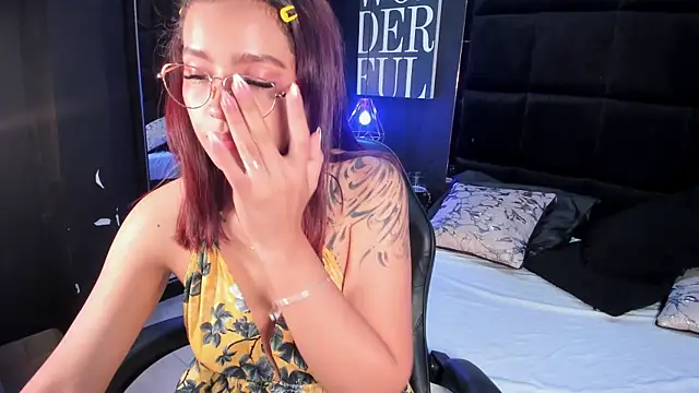 AmyyScott webcam