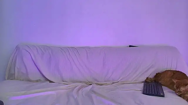 Nikki__uwu webcam