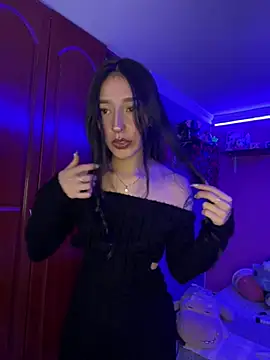 Watch NickieCute- live on EroticFlix - High definition streams