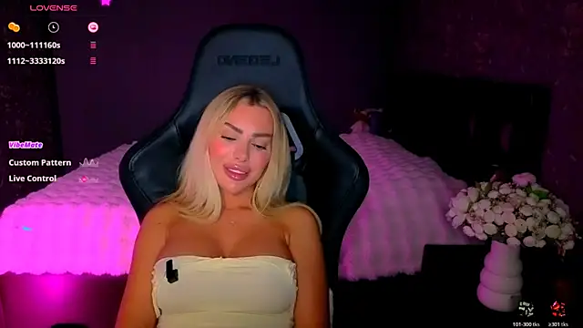 Ayla__Demir webcam