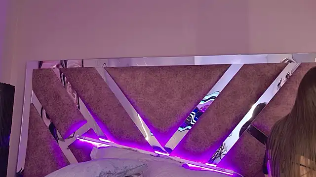 AmmyJones_ webcam