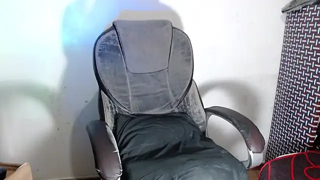 SexyboyHot2000 webcam