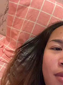 Ponthip webcam