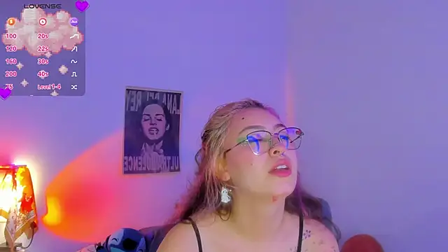 MarieTaylor_ webcam