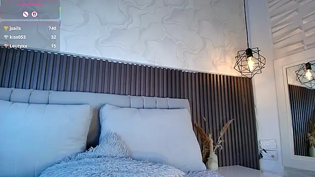 SHANONCLARK webcam