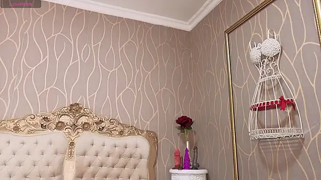 Shanelle__ webcam