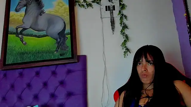 Cloeandtyfanny webcam