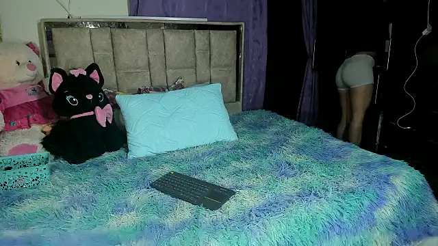 todaydaphneishot webcam