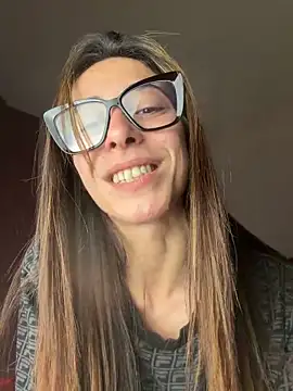 Watch SOFIASWEETSECRETT live on EroticFlix - High definition streams