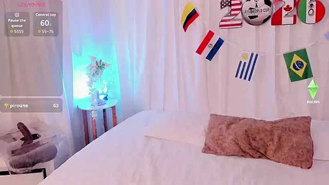 manyaa_ webcam