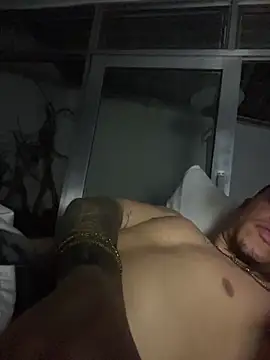 AlphaMasterXxx webcam