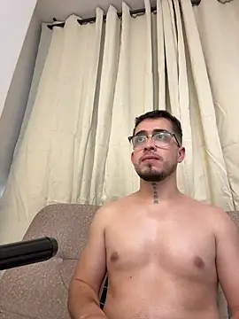 Tommas_Jhonson webcam