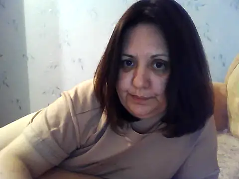 LockyCharm111 webcam
