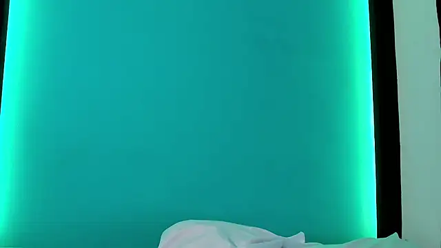 Emma_AH webcam
