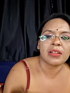Watch hornyrosy321 live on EroticFlix - High definition streams